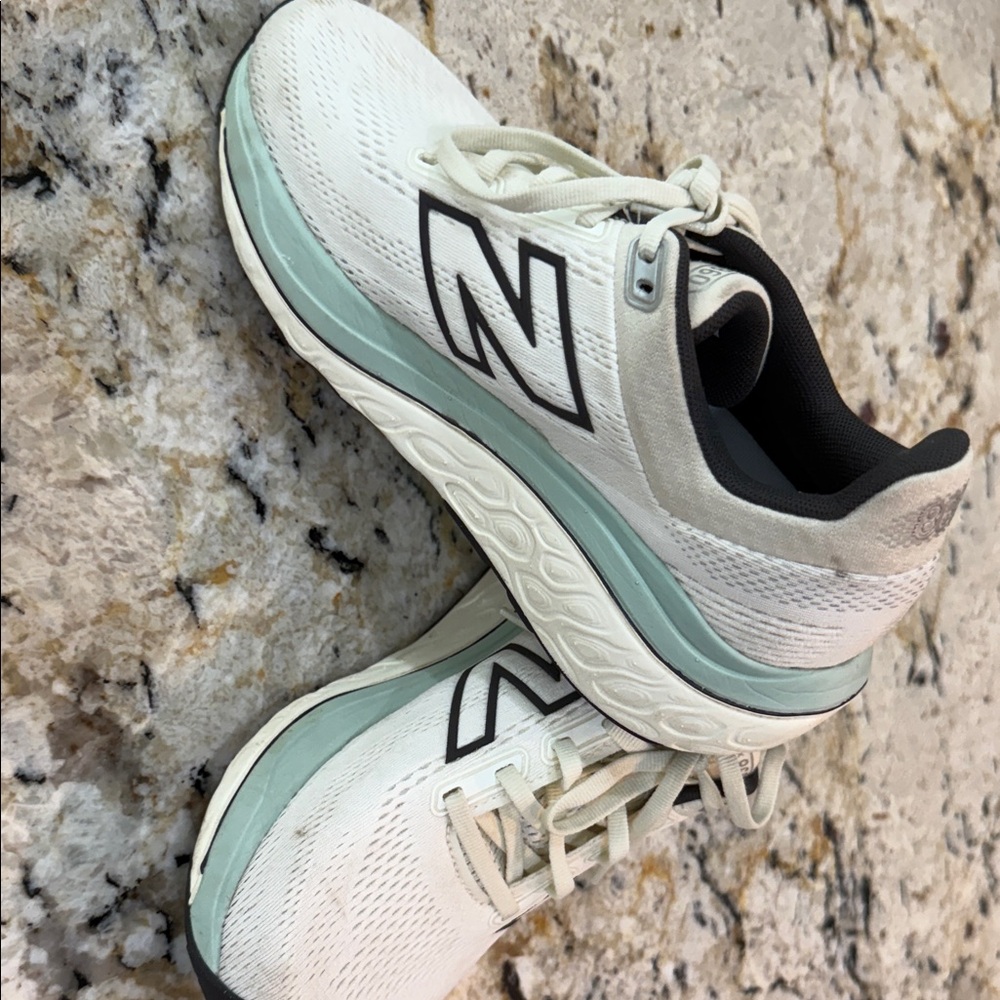 New Balance Women's Athletic Shoes in White and Mint